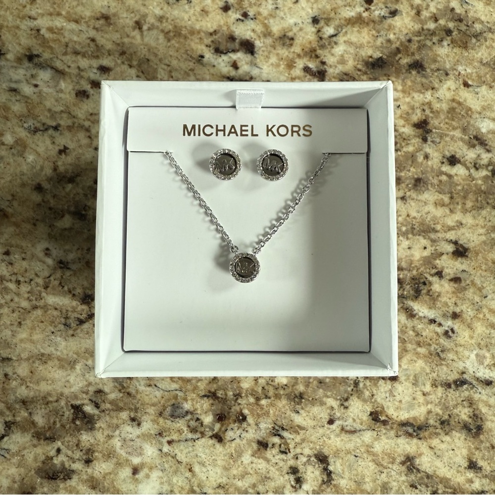Michael Kors Silver Jewelry Set
